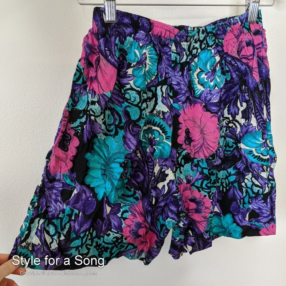 Vintage K.W.B.L. Purple Pink Aqua Floral Shorts L